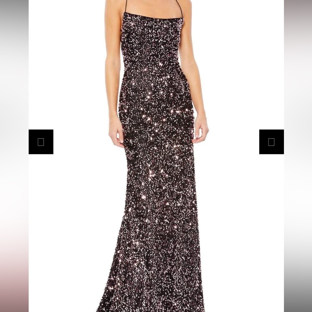 Ieena Duggal - Fitted Bodice Open Back Full Sequin Gown